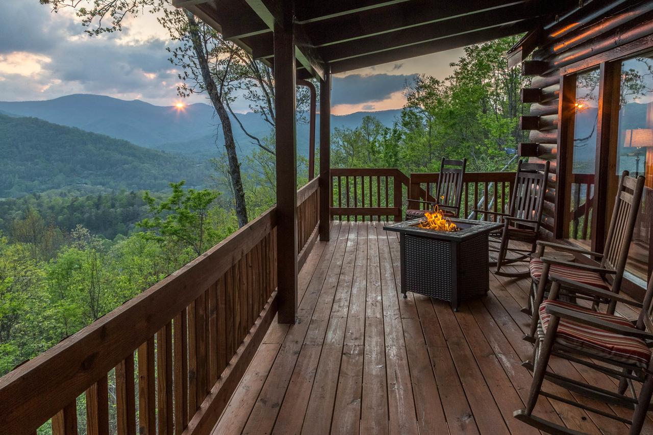4 Bed 4 Bath Vacation Home In Sylva I - thumb 0