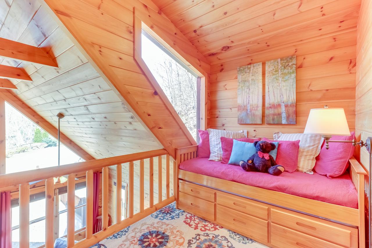 4 Bed 4 Bath Vacation Home In Sylva I - thumb 25