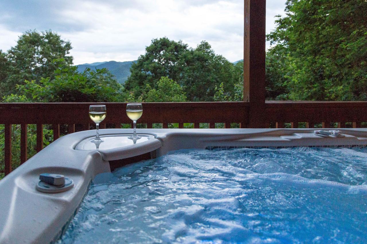 4 Bed 4 Bath Vacation Home In Sylva - thumb 39
