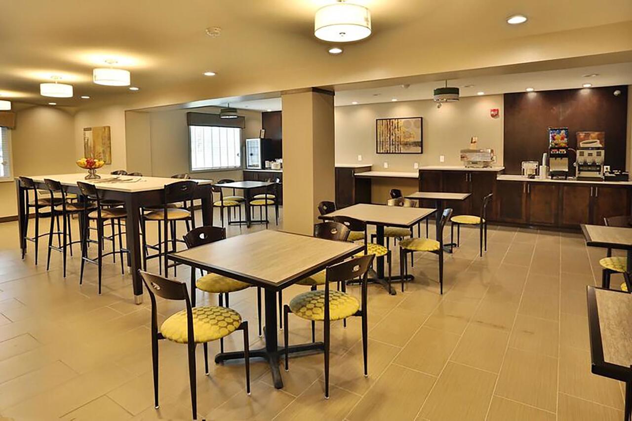 Best Western Harvest Inn & Suites - thumb 20