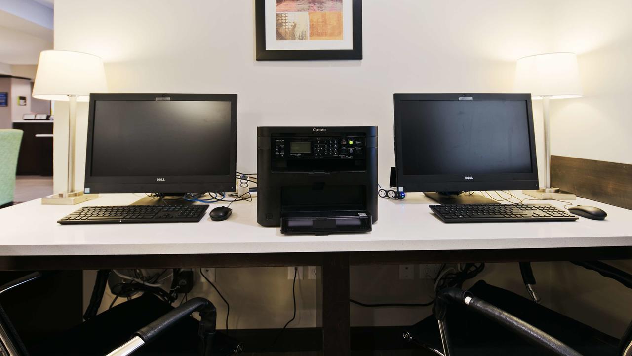 Best Western Harvest Inn & Suites - thumb 39