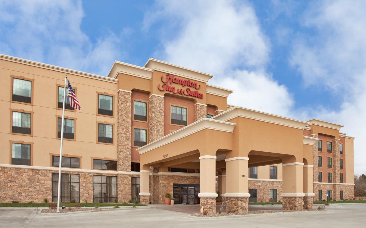 Hampton Inn & Suites Dickinson ND - thumb 0