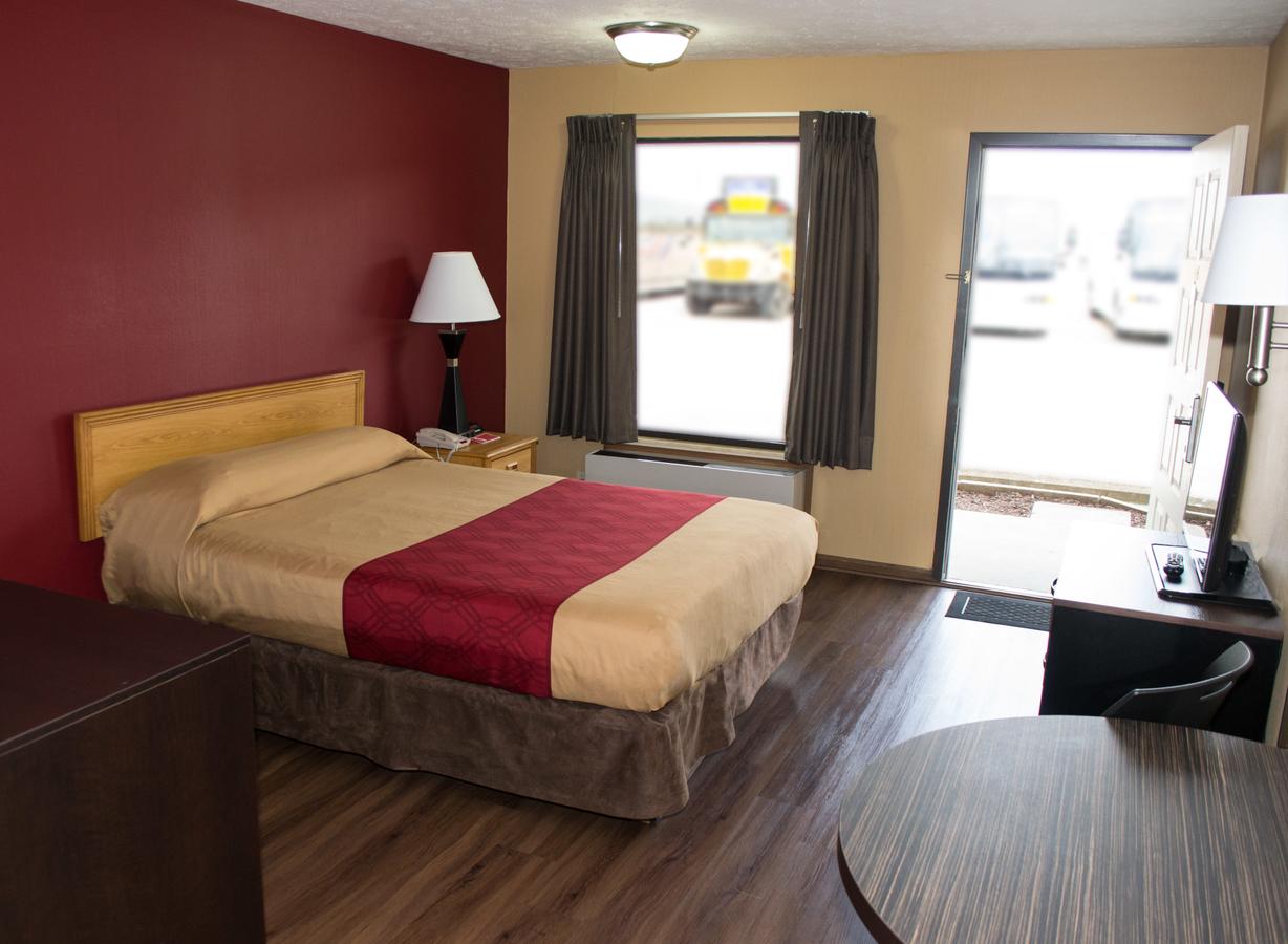 Econo Lodge North Sandusky - thumb 15