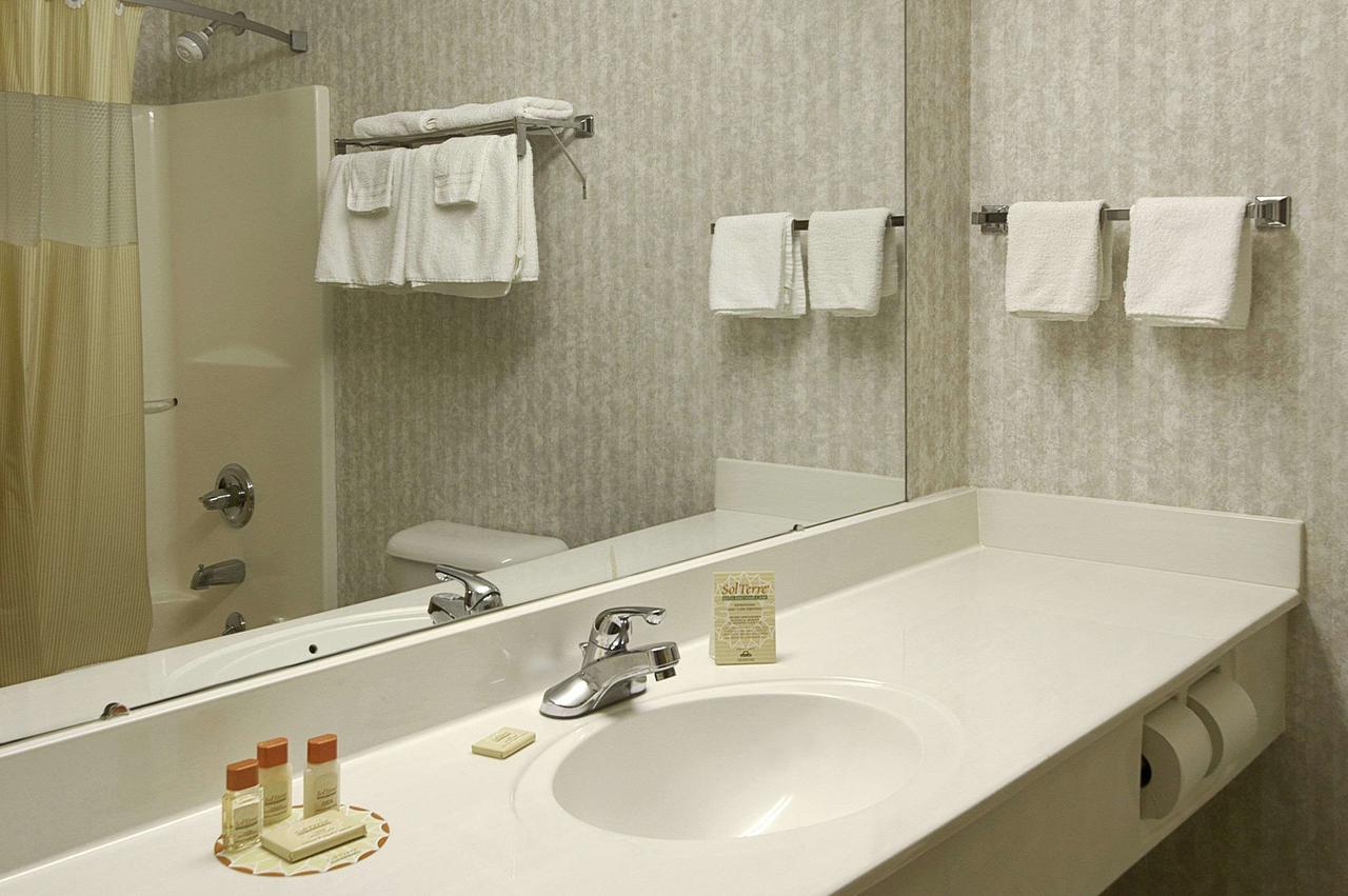 Days Inn By Wyndham Hillsboro - thumb 22