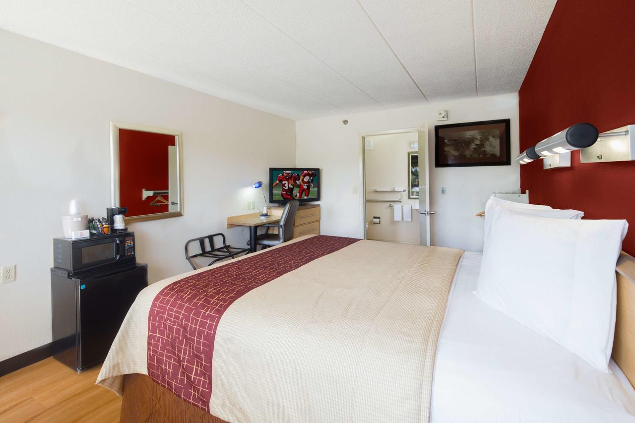 Red Roof Inn Cincinnati Northeast - Blue Ash - thumb 6