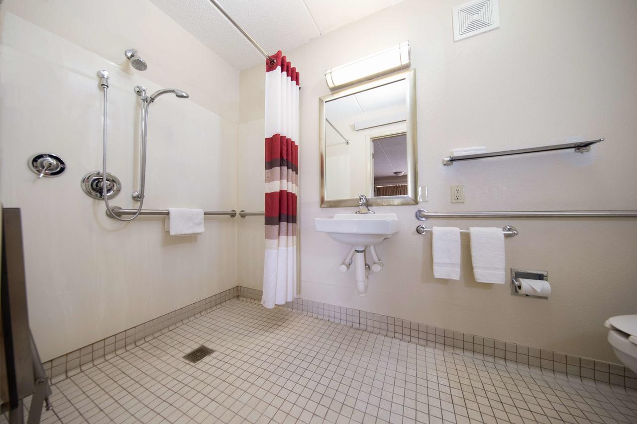 Red Roof Inn Cincinnati Northeast - Blue Ash - thumb 18