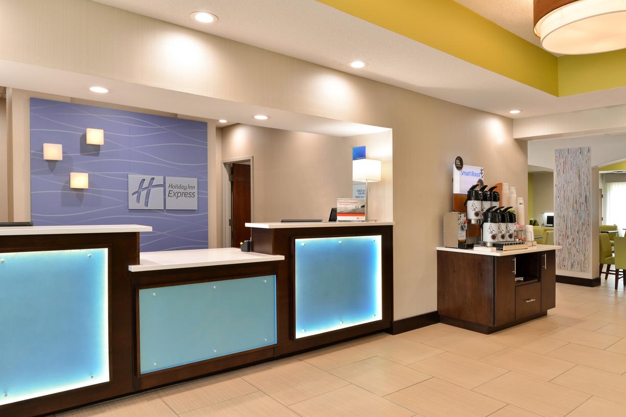 Holiday Inn Express Hotel & Suites Cincinnati-Blue Ash - thumb 31