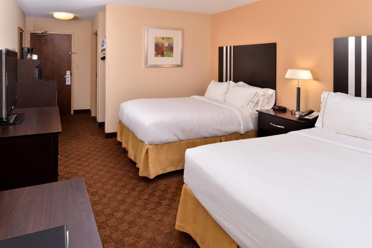 Holiday Inn Express Hotel & Suites Cincinnati-Blue Ash - thumb 30
