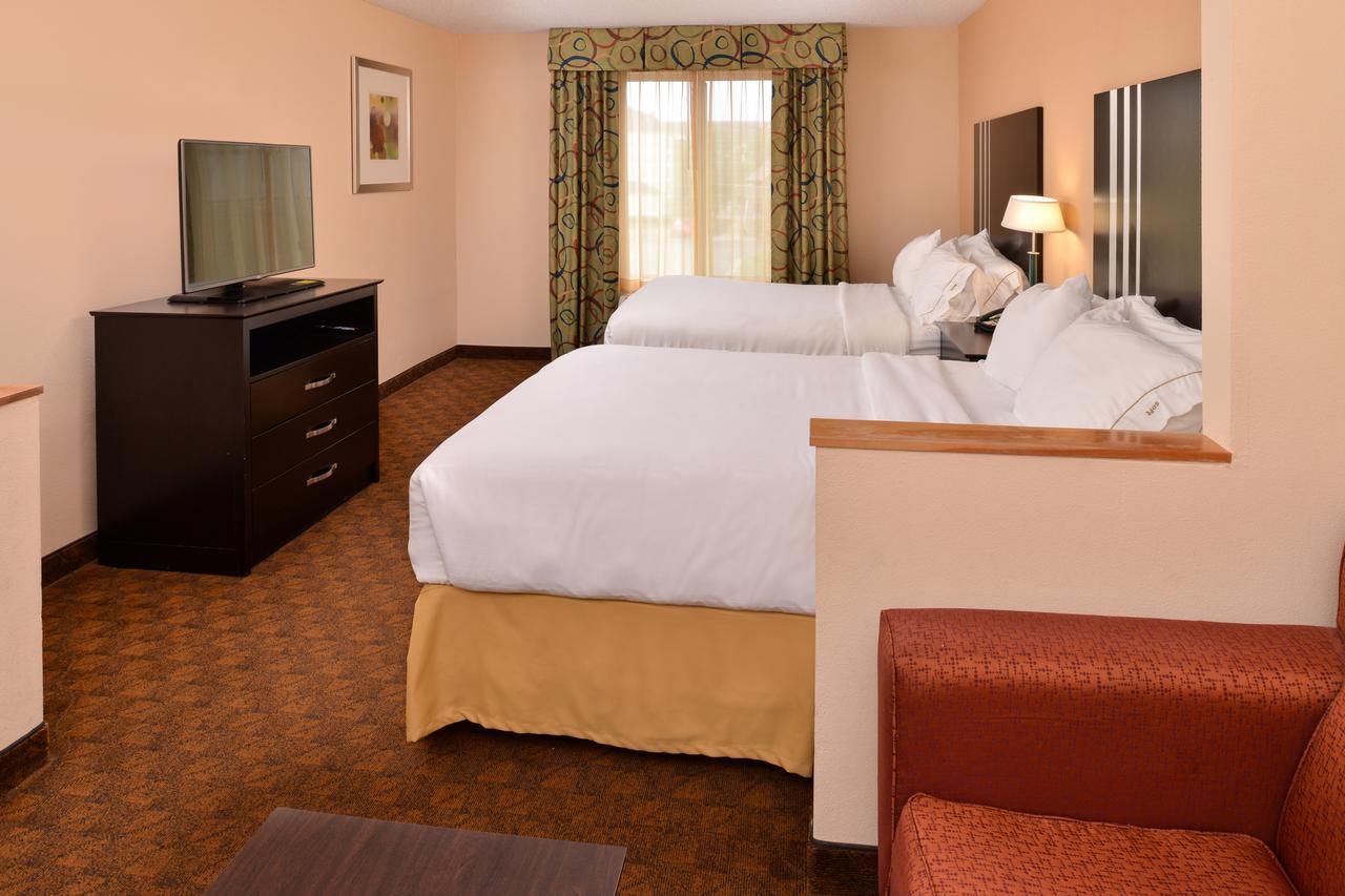 Holiday Inn Express Hotel & Suites Cincinnati-Blue Ash - thumb 16