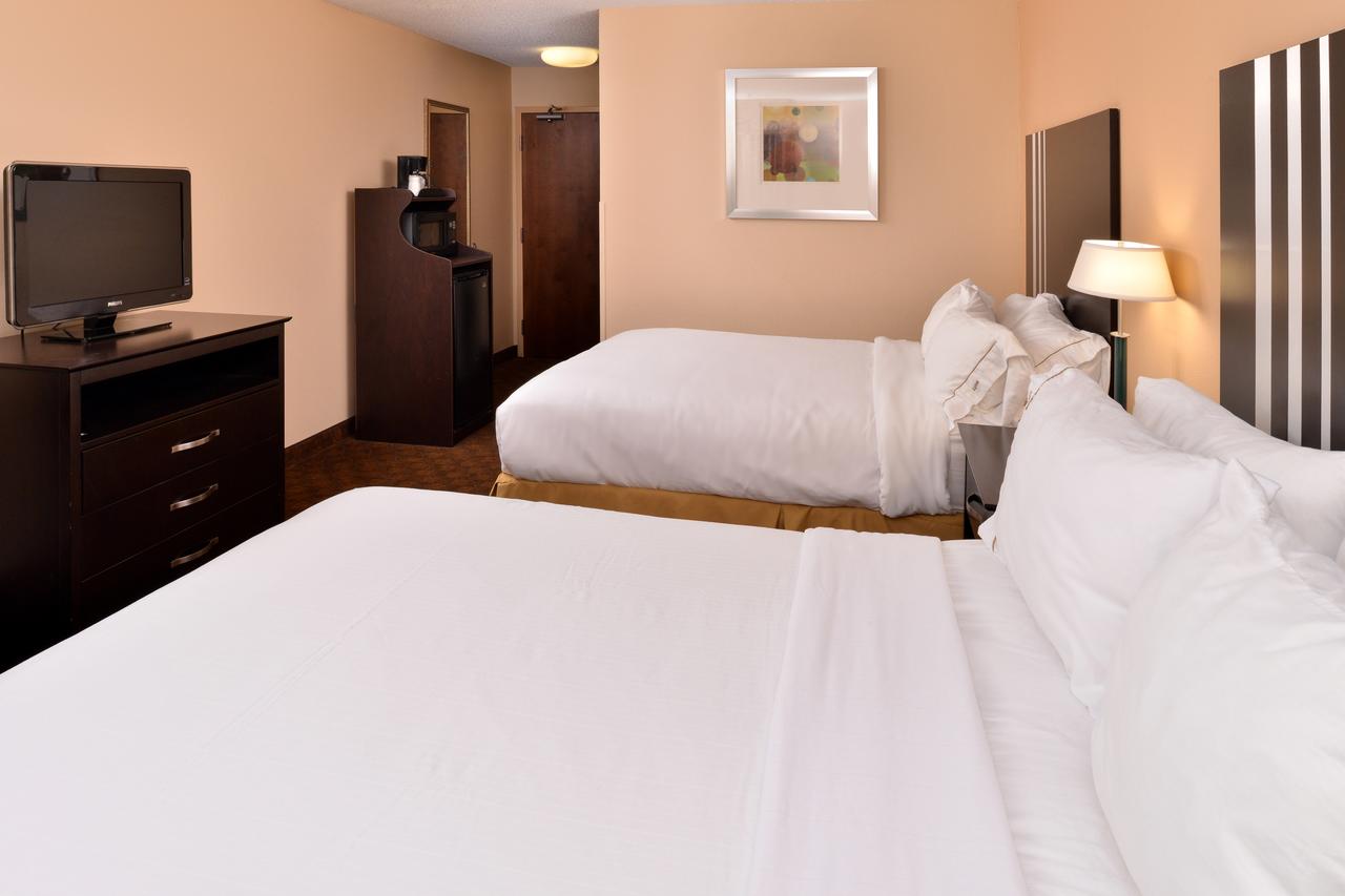 Holiday Inn Express Hotel & Suites Cincinnati-Blue Ash - thumb 15