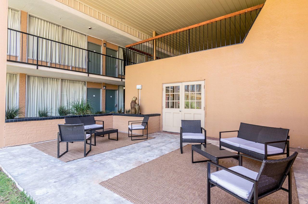 Quality Inn Shawnee - thumb 15