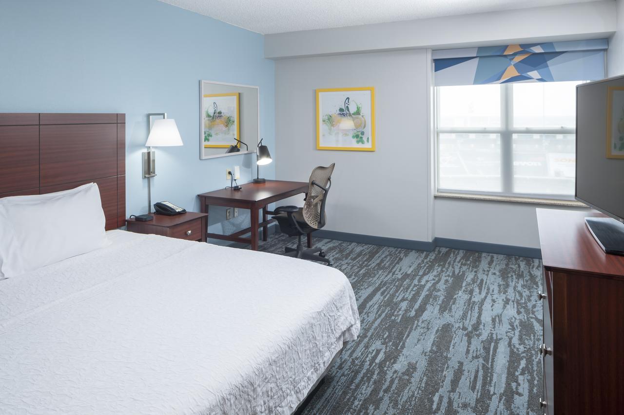 Hampton Inn & Suites Oklahoma City-Bricktown - thumb 6