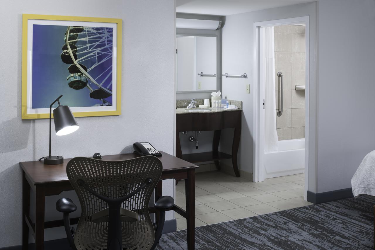Hampton Inn & Suites Oklahoma City-Bricktown - thumb 16