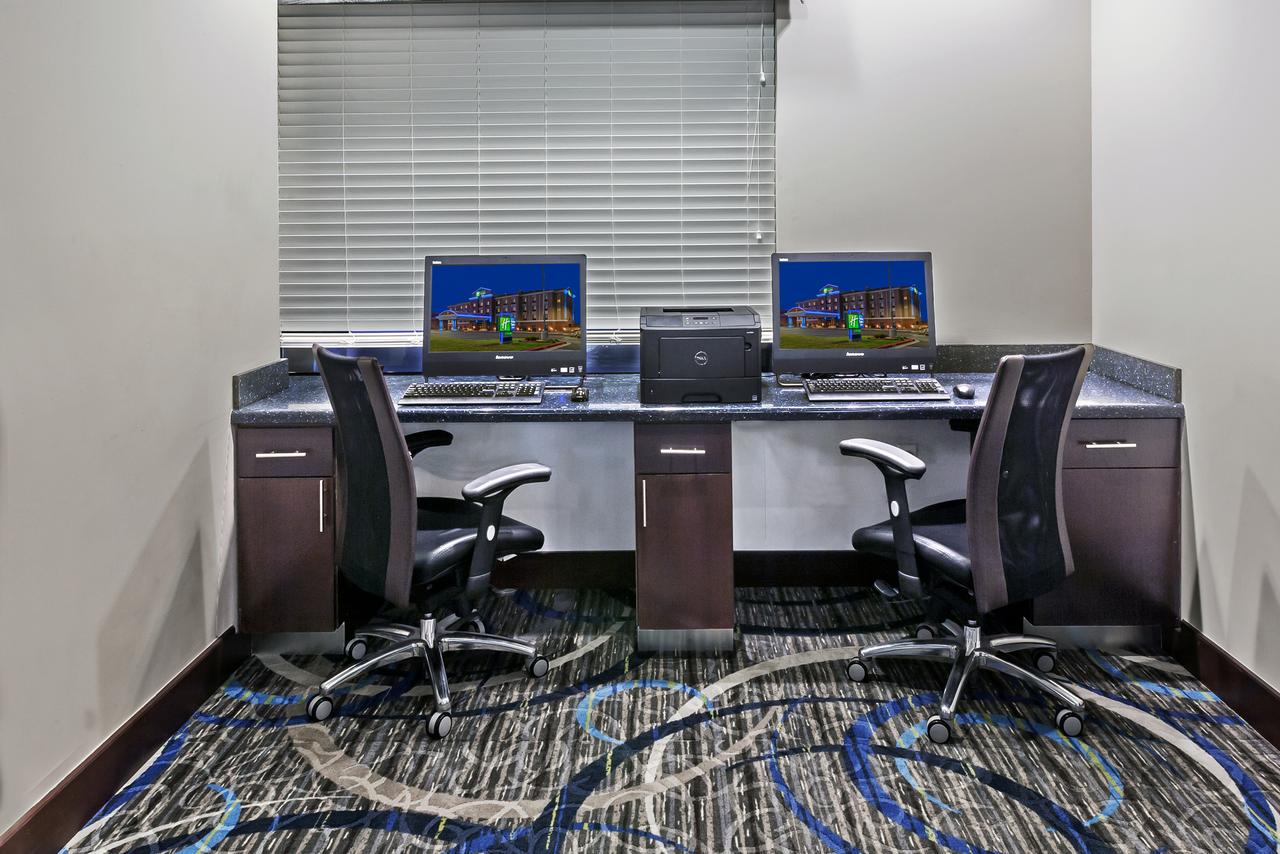 Holiday Inn Express & Suites Glenpool - thumb 3