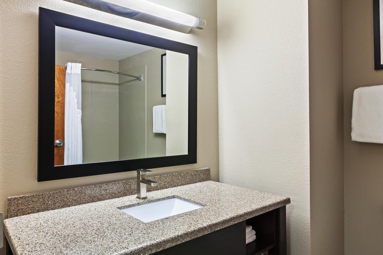 Holiday Inn Express & Suites Glenpool - thumb 6