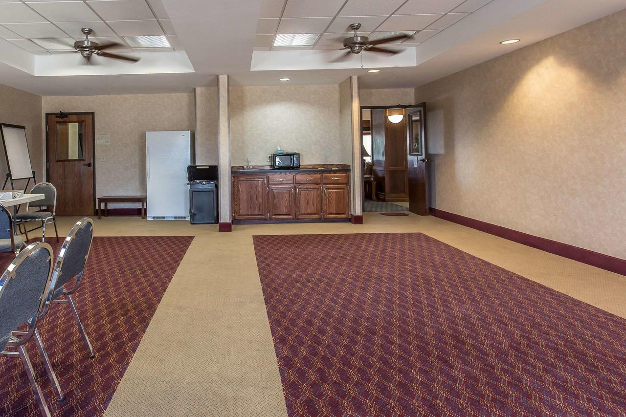 Quality Inn & Suites Guymon - thumb 22