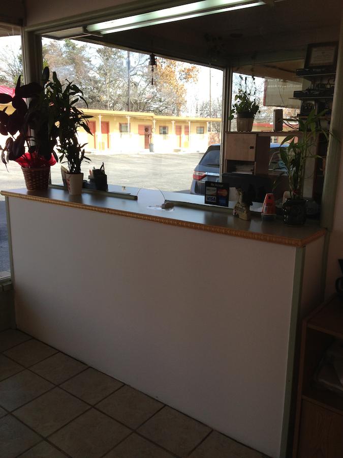 Madill Inn - thumb 4
