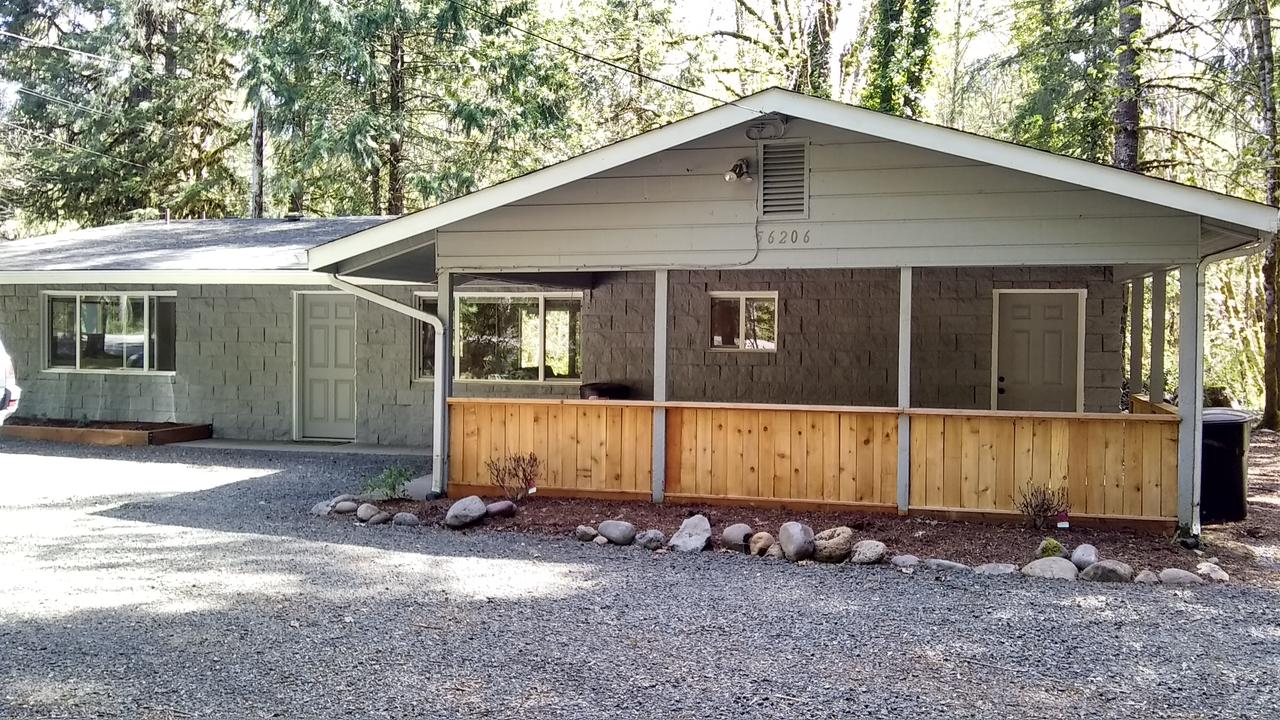 McKenzie Downhill - thumb 1