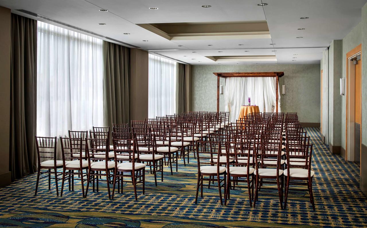 Hyatt Regency Pittsburgh International Airport - thumb 16