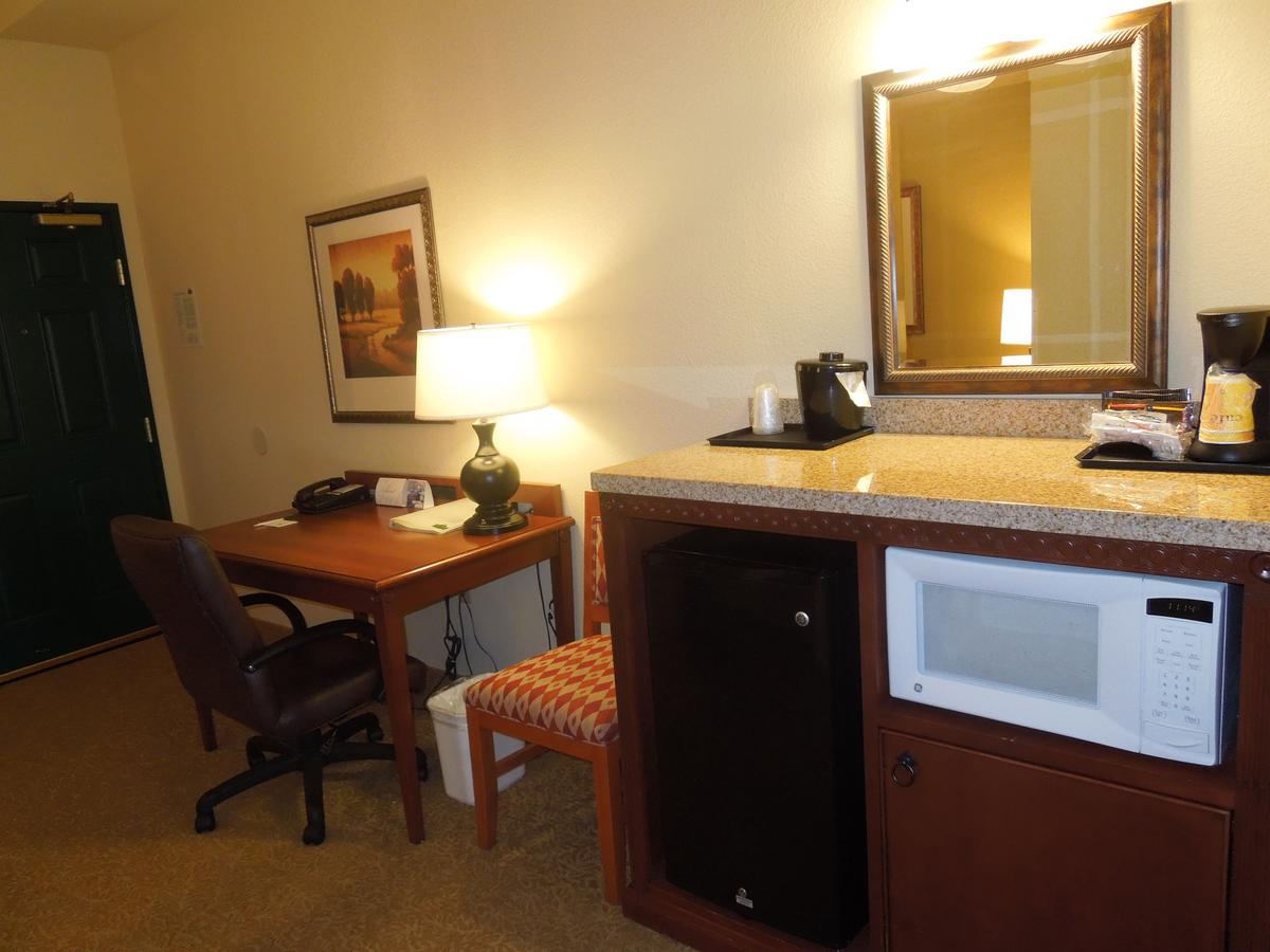 Country Inn & Suites By Radisson, Harrisburg At Union Deposit Road, PA - thumb 16