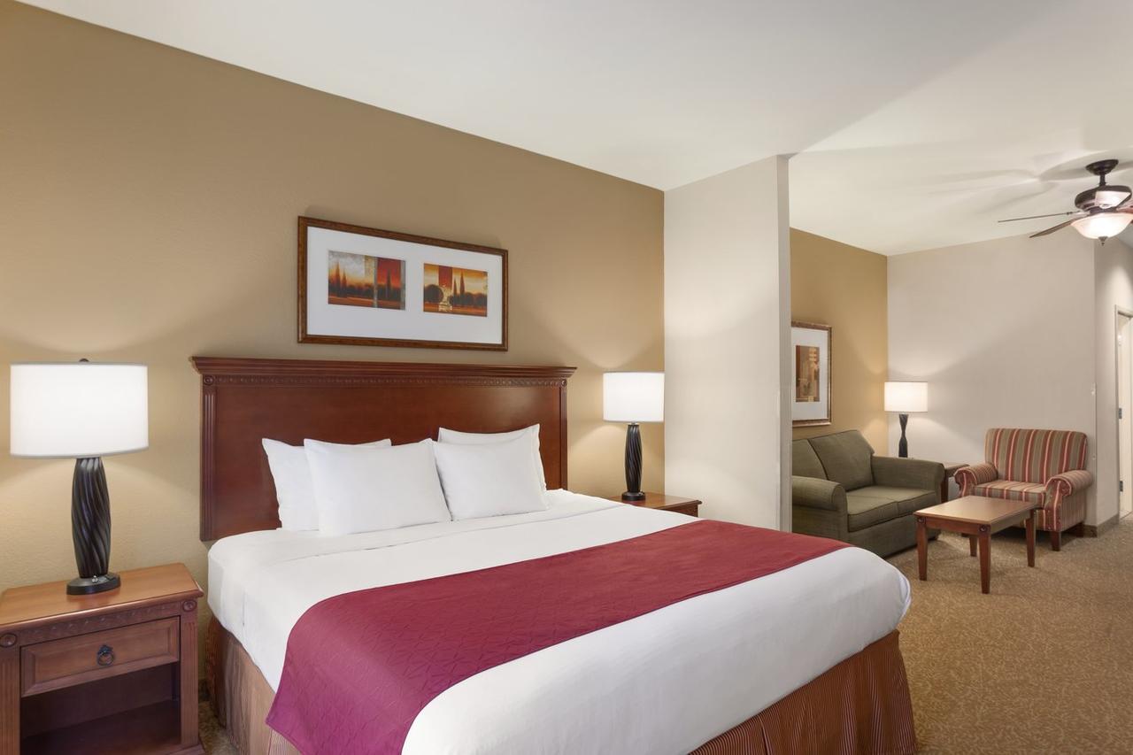 Country Inn & Suites By Radisson, Harrisburg At Union Deposit Road, PA - thumb 2