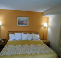 Days Inn by Wyndham Somerset - Accommodation Los Angeles