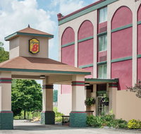 Super 8 by Wyndham Erie/I 90 - Accommodation Los Angeles