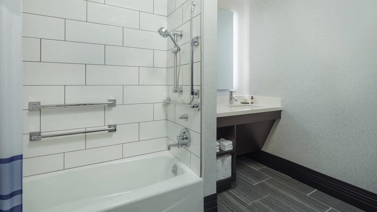 The Notary Hotel Autograph Collection - thumb 20