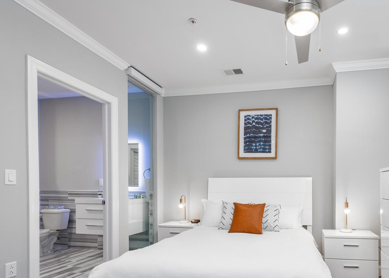 Global Luxury Suites At Downtown Pittsburgh - thumb 4