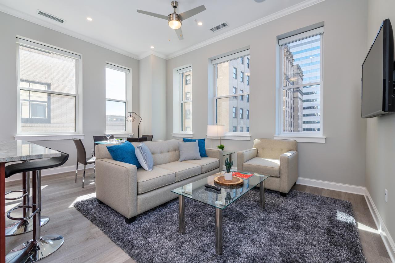 Global Luxury Suites At Downtown Pittsburgh - thumb 9