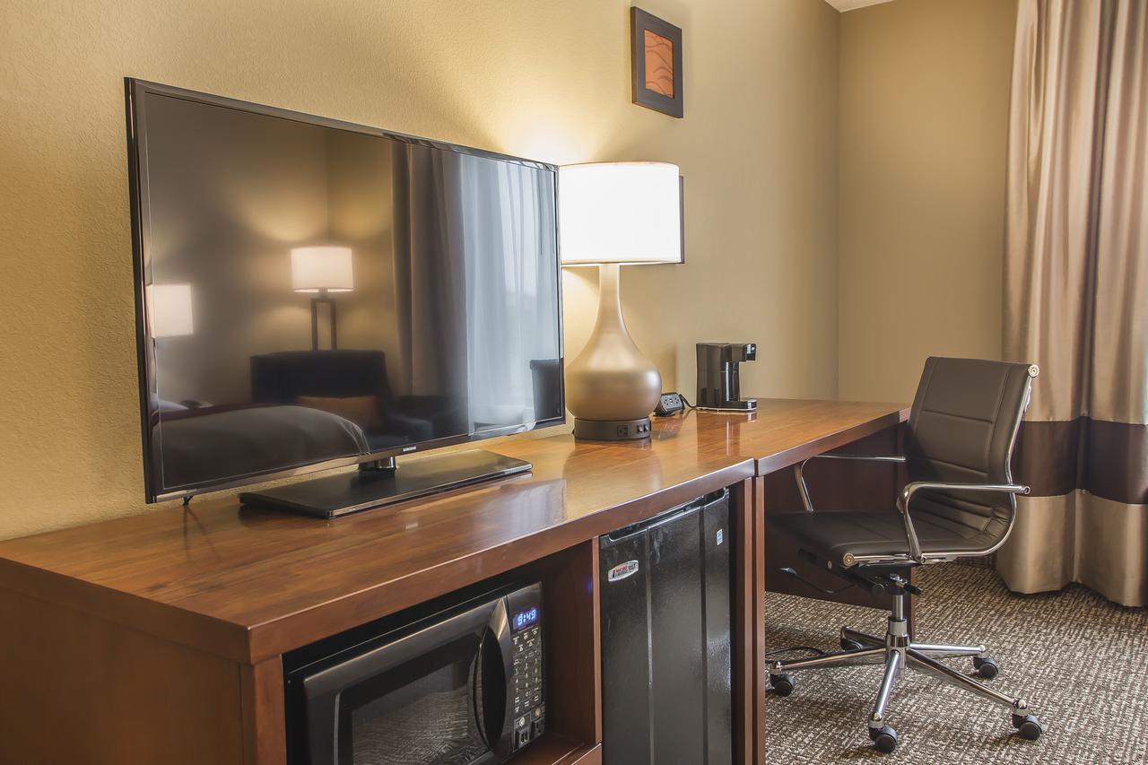 Comfort Inn PA Turnpike - I-81 - thumb 18