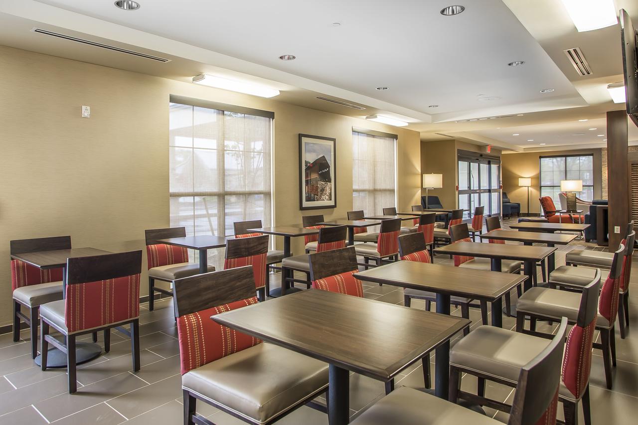 Comfort Inn PA Turnpike - I-81 - thumb 9