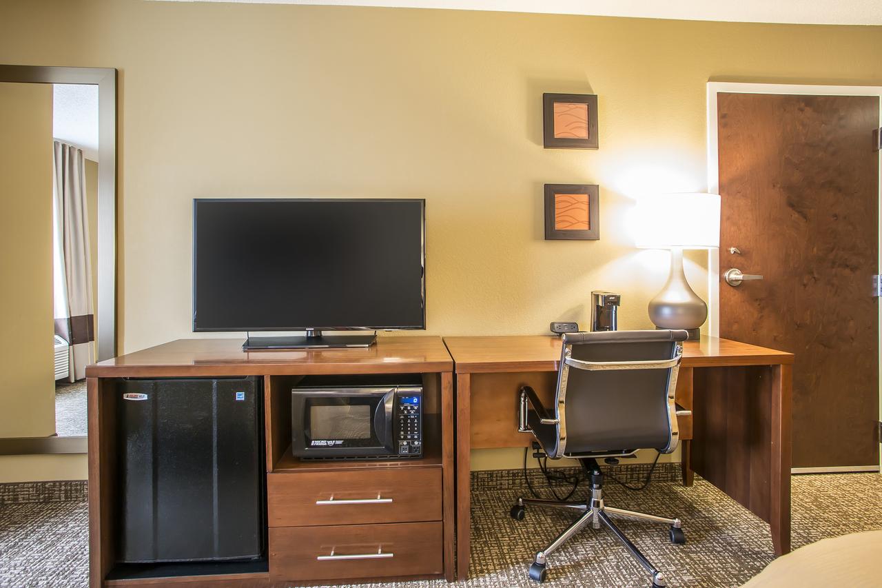 Comfort Inn PA Turnpike - I-81 - thumb 19