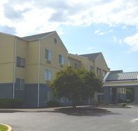 Baymont by Wyndham Chambersburg - Accommodation Los Angeles