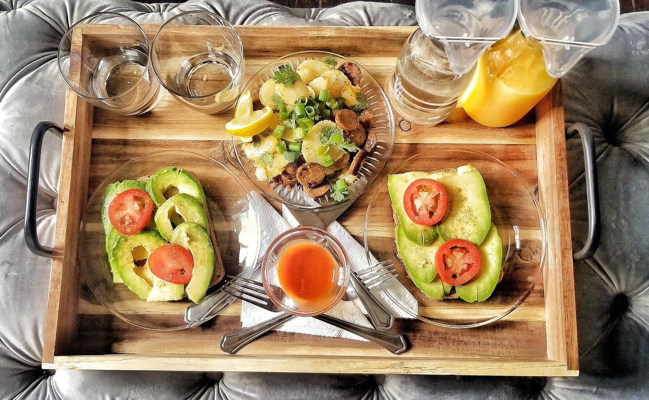 The Sun-Splashed City Suite + Parking + Breakfast - thumb 3