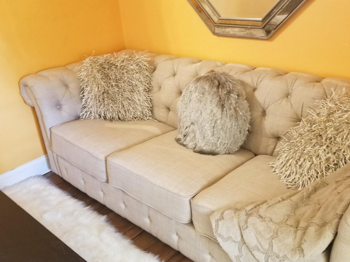 The Sun-Splashed City Suite + Parking + Breakfast - thumb 9