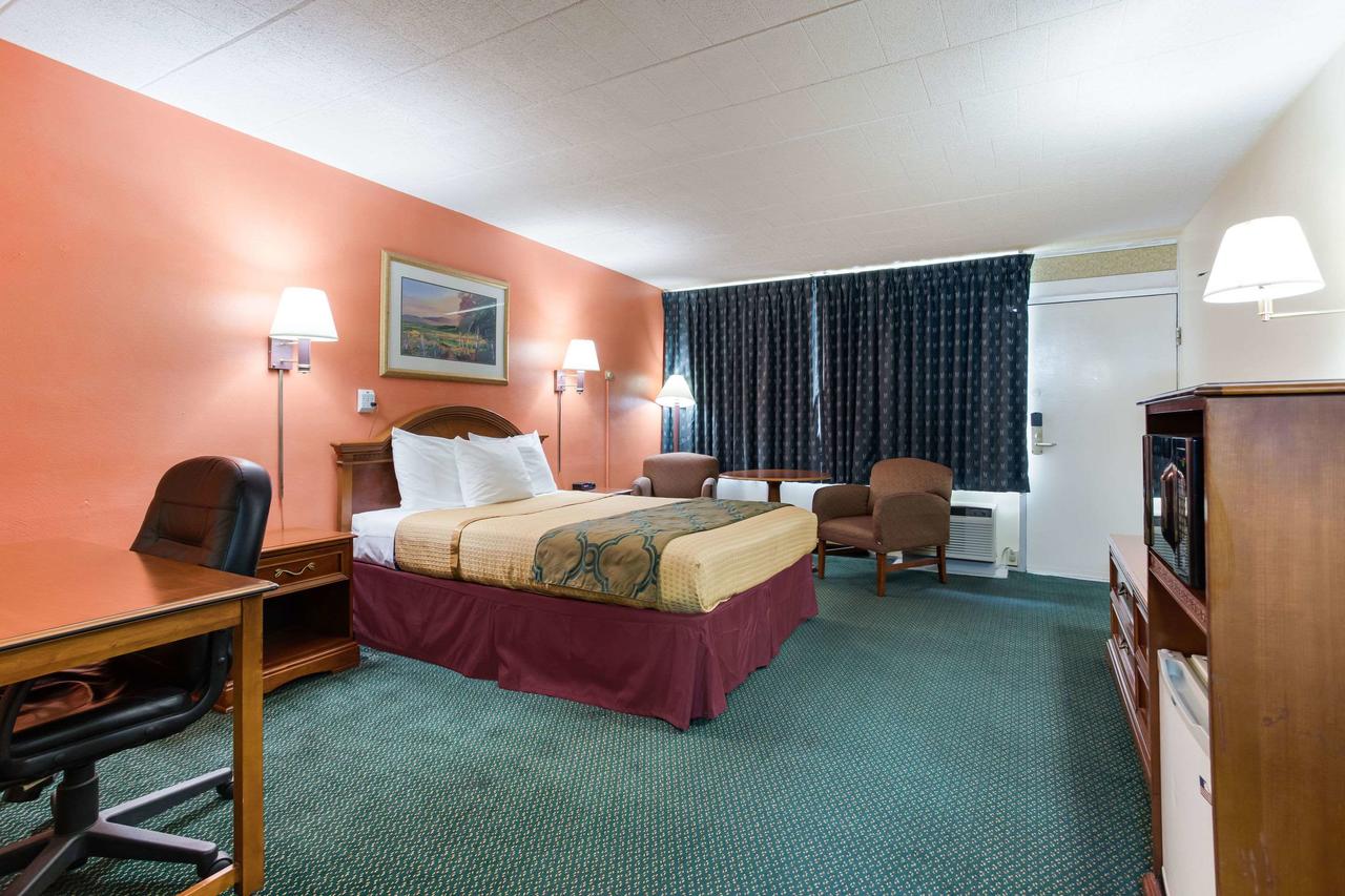 Rodeway Inn Clearfield - thumb 14