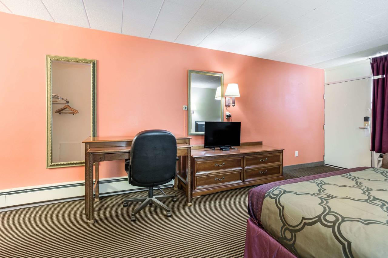 Rodeway Inn Clearfield - thumb 16