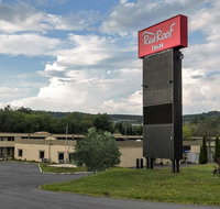 Red Roof Inn Clearfield - Accommodation Los Angeles