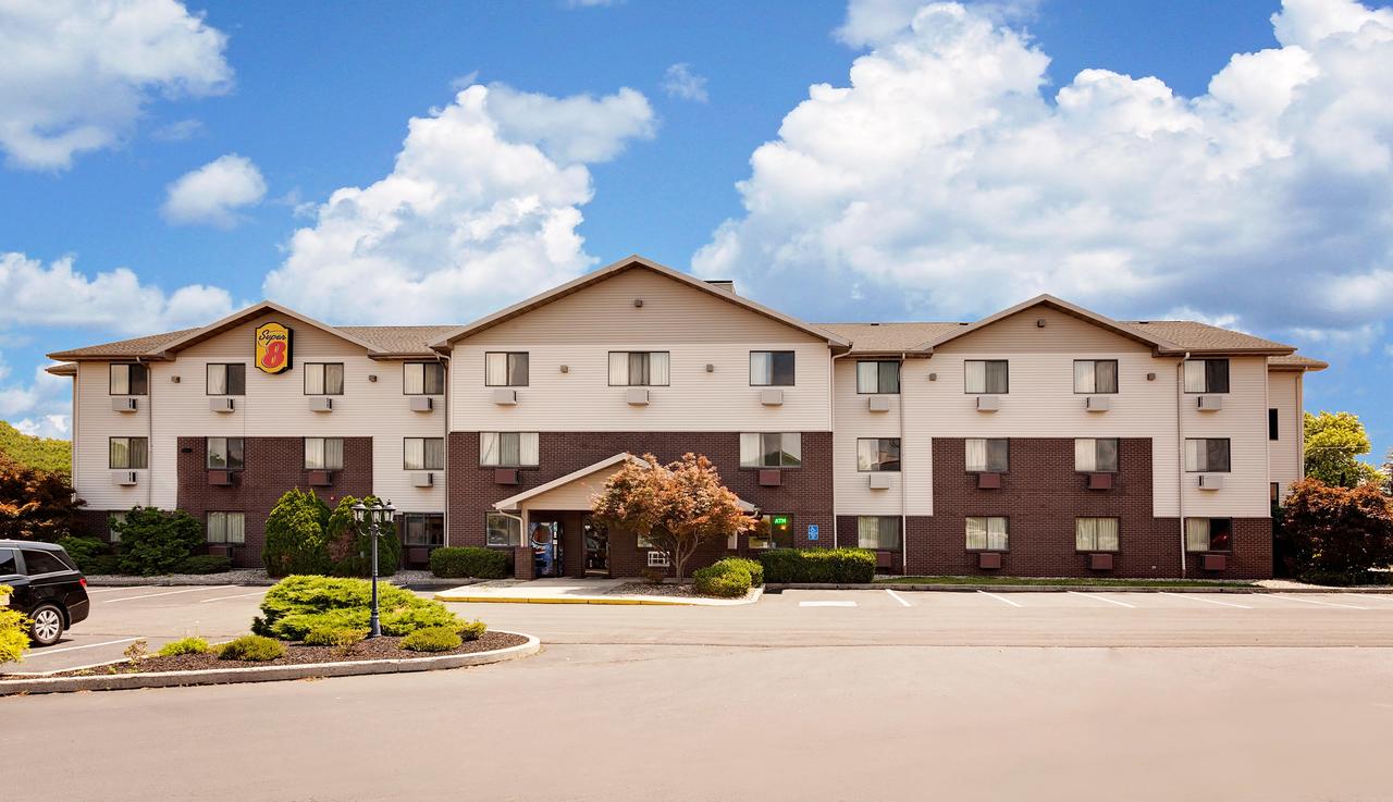 Super 8 By Wyndham Carlisle-South - thumb 1