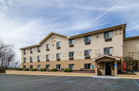 Booking Montoursville Accommodation Los Angeles