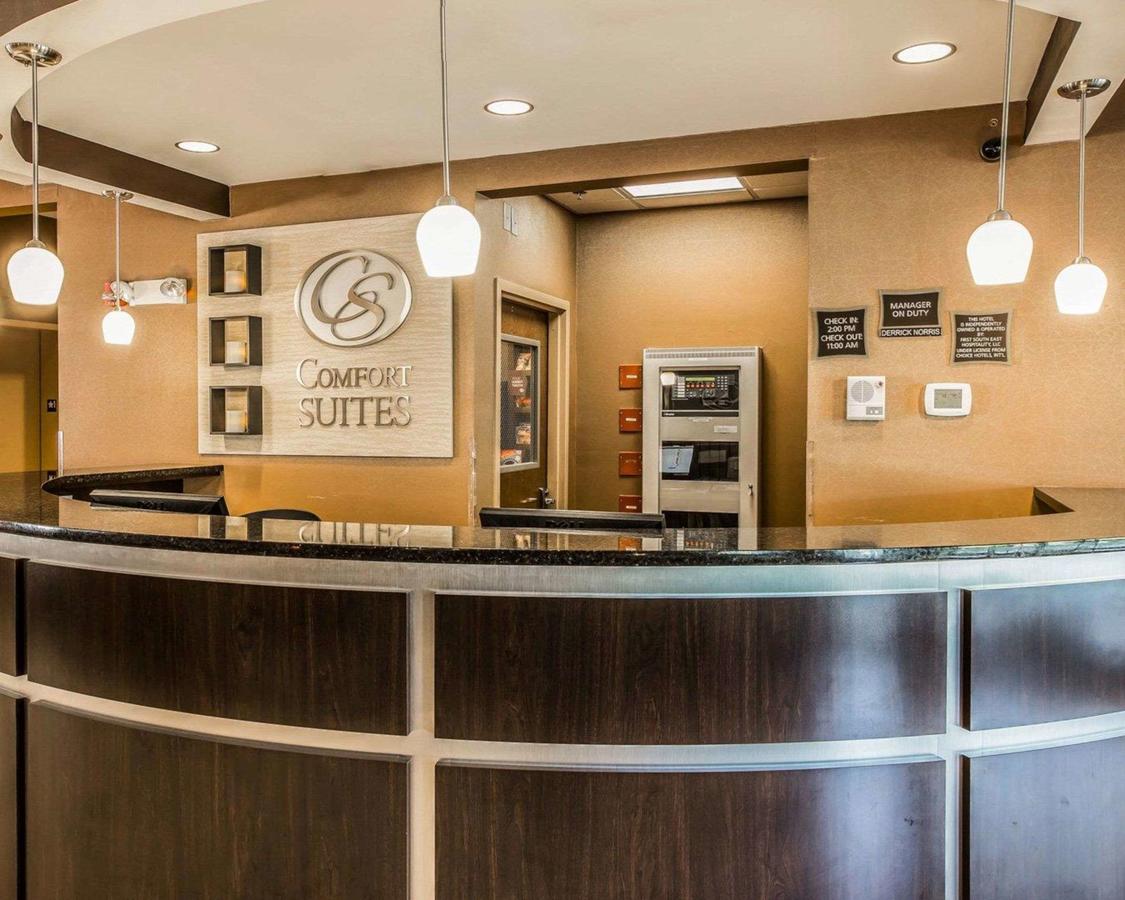 Comfort Suites At WestGate Mall - thumb 24