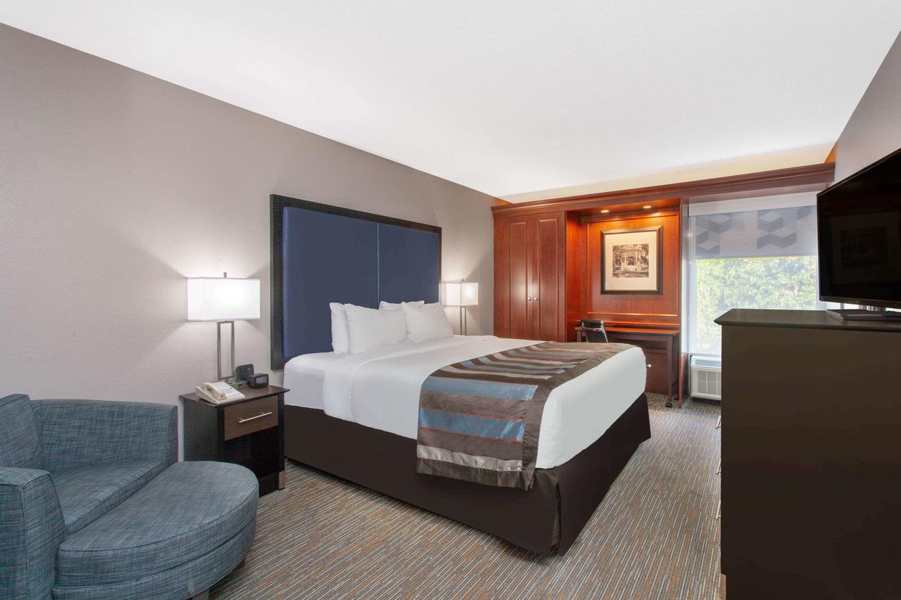 Wingate By Wyndham Charleston Airport Coliseum - thumb 18