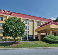 La Quinta by Wyndham Charleston Riverview - Accommodation Los Angeles