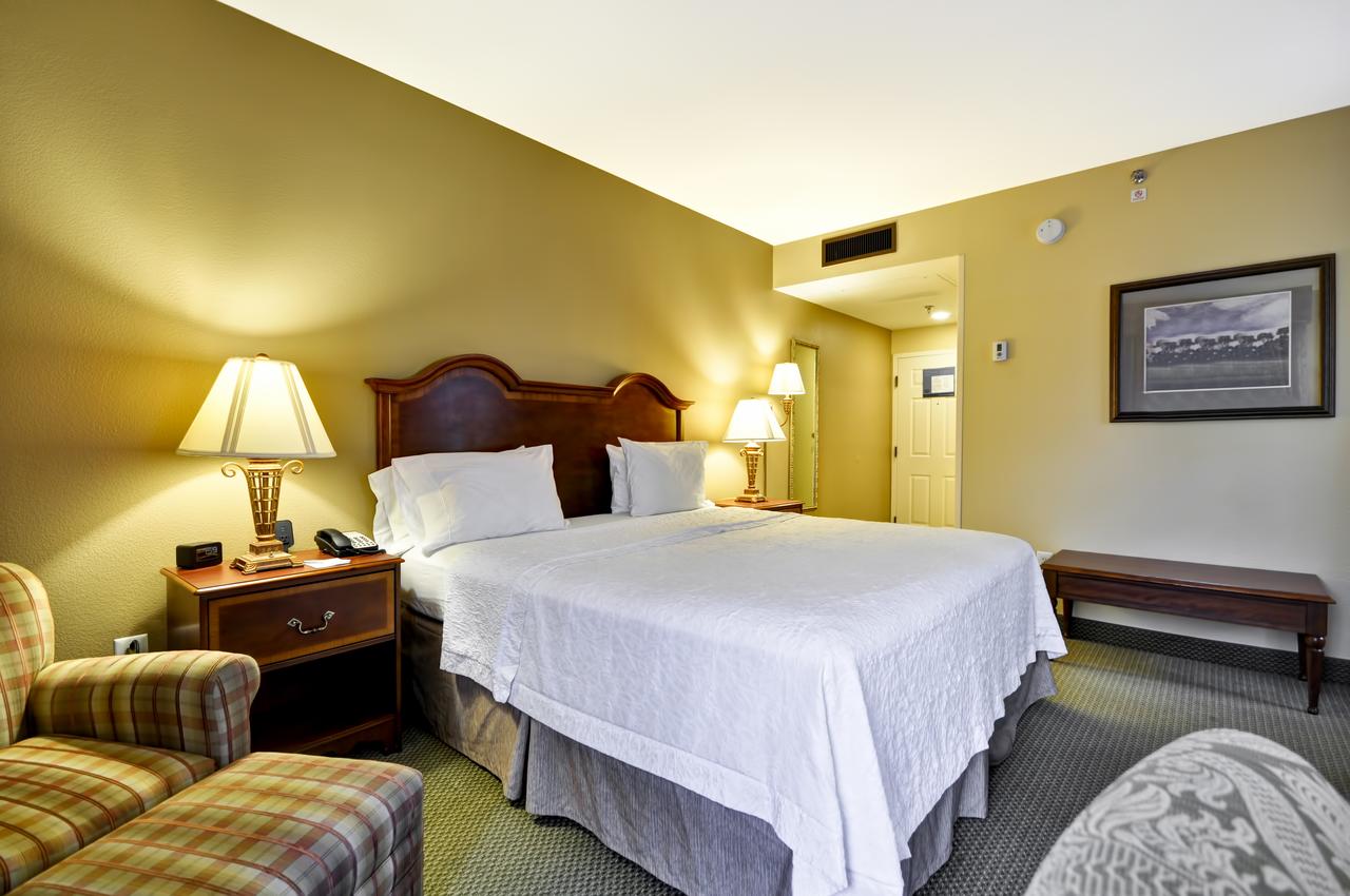 Hampton Inn Charleston-Historic District - thumb 38