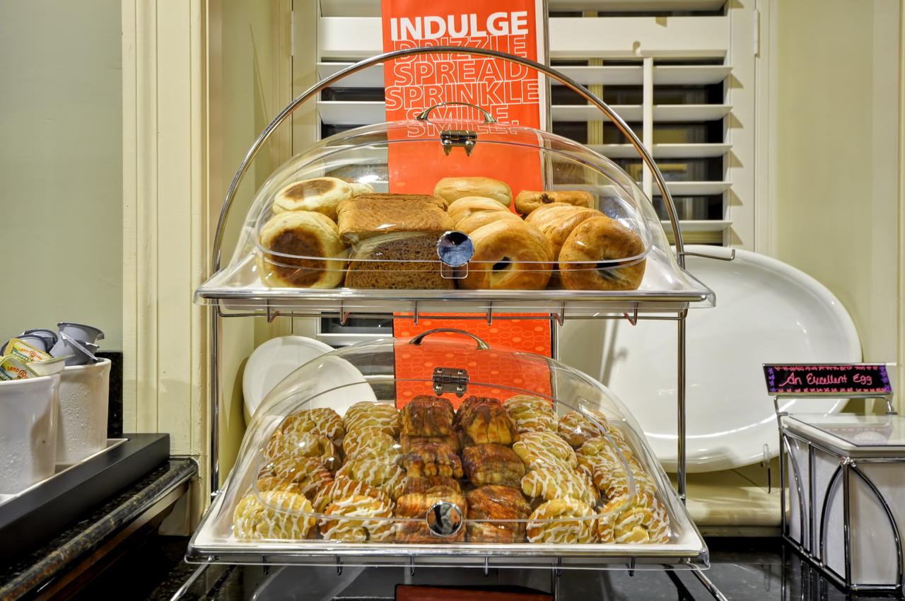 Hampton Inn Charleston-Historic District - thumb 25