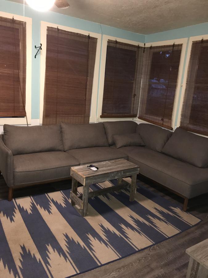 Hip Island House - thumb 1