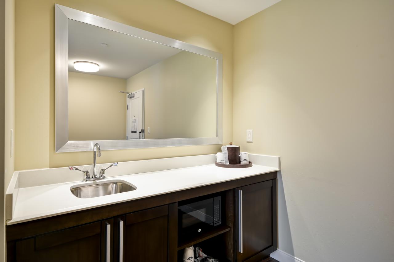 Hampton Inn & Suites Charleston Airport - thumb 13