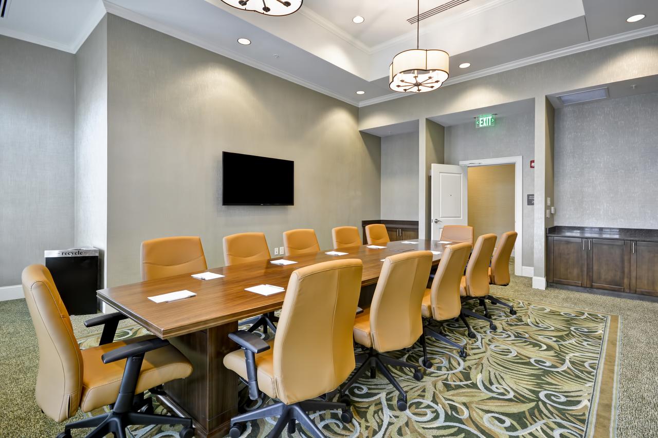 Hampton Inn & Suites Charleston Airport - thumb 24