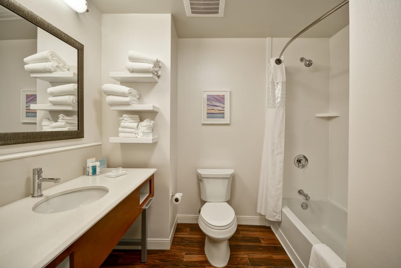 Hampton Inn & Suites Charleston Airport - thumb 5